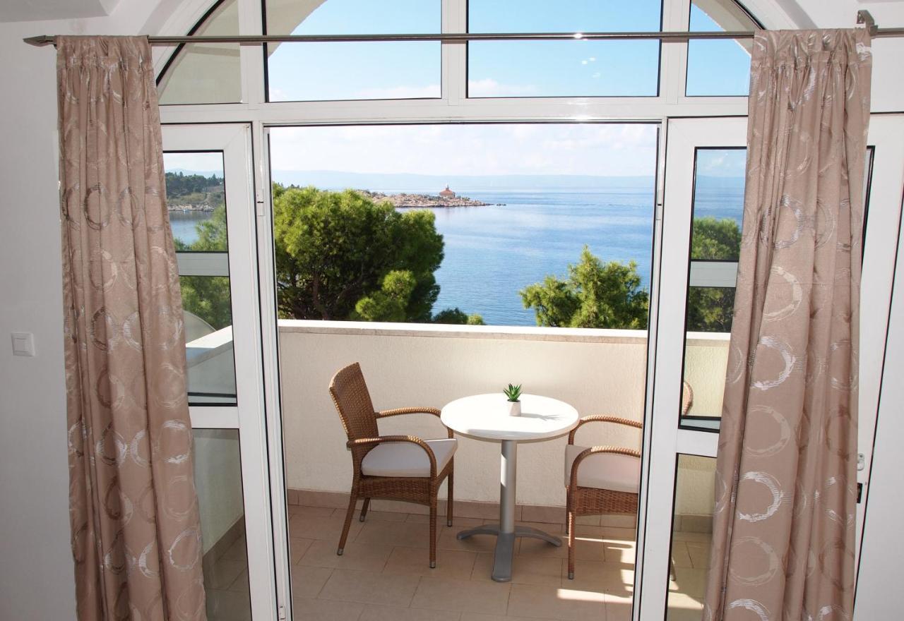 Apartments Beach Makarska Bagian luar foto