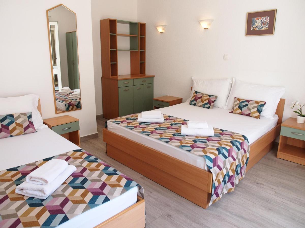 Apartments Beach Makarska Bagian luar foto